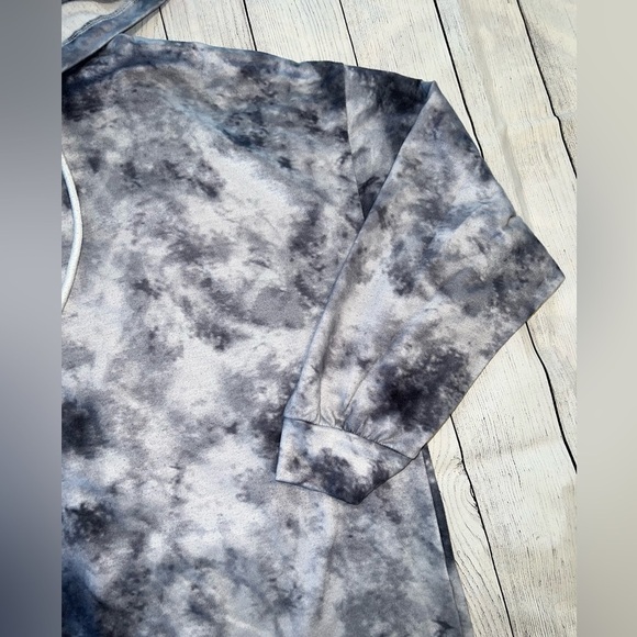 SHEIN 3XL Tie-Dye Hooded Sweatshirt with Criss Cross Drawstrings - Picture 4 of 4